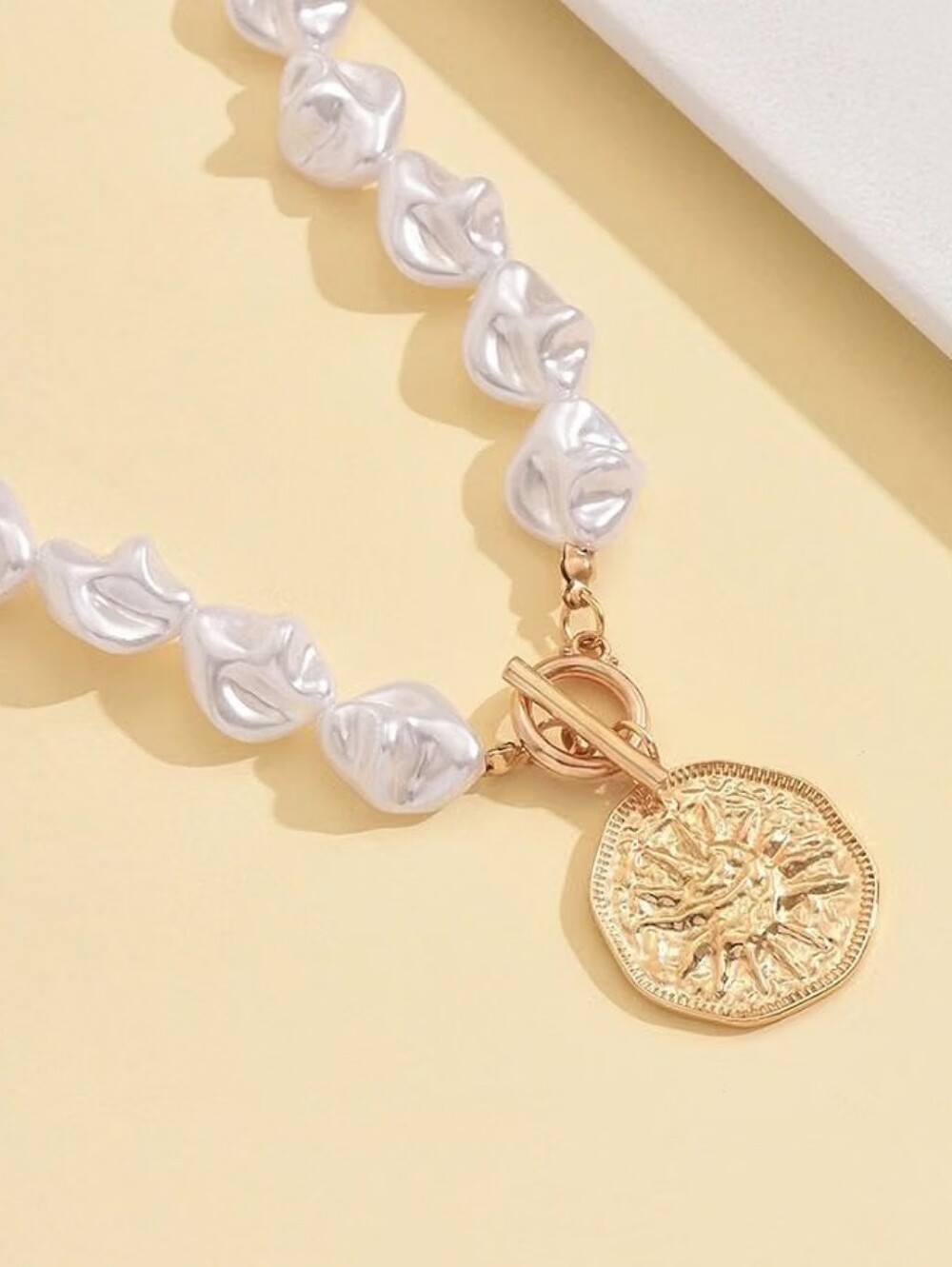 Gold Pearl Beaded Chain Coin Choker Necklace - Picture 4 of 5